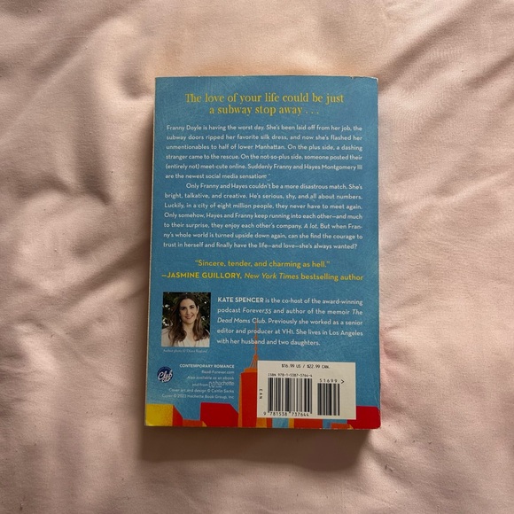 In a New York Minute by Kate Spencer - Good Condition - Picture 3 of 4